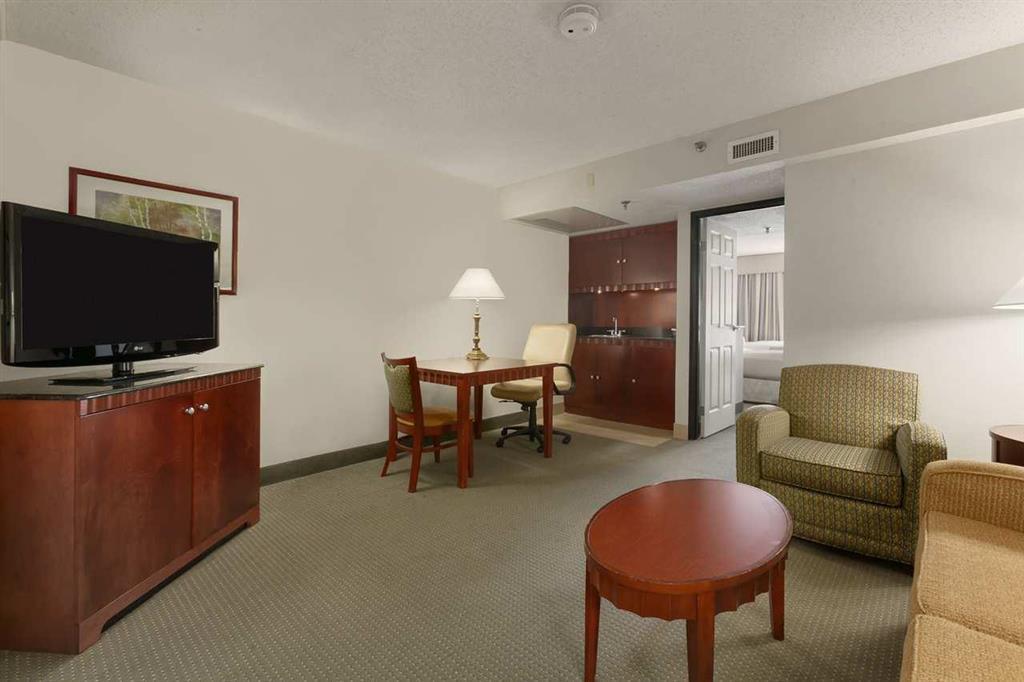 Embassy Suites By Hilton Richmond Dumbarton Zimmer foto